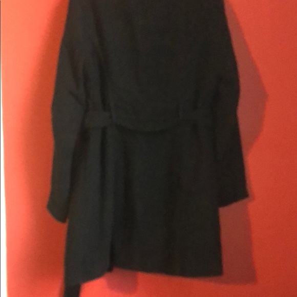 Black coat - Picture 7 of 7